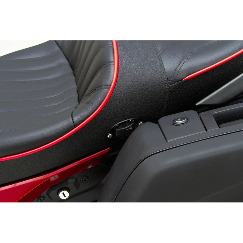 Corbin Y-FJ09-E Dual Seat, Heated For Yamaha FJ-09 (2014-2017) - Image 9